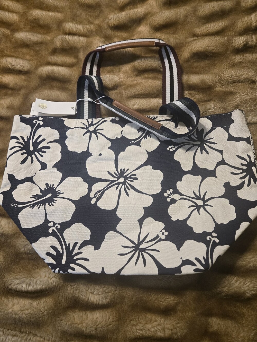 Tory Burch White Canvas Tote with Tan Leather Logo Patch and Black Paisley Print - Picture 3 of 6